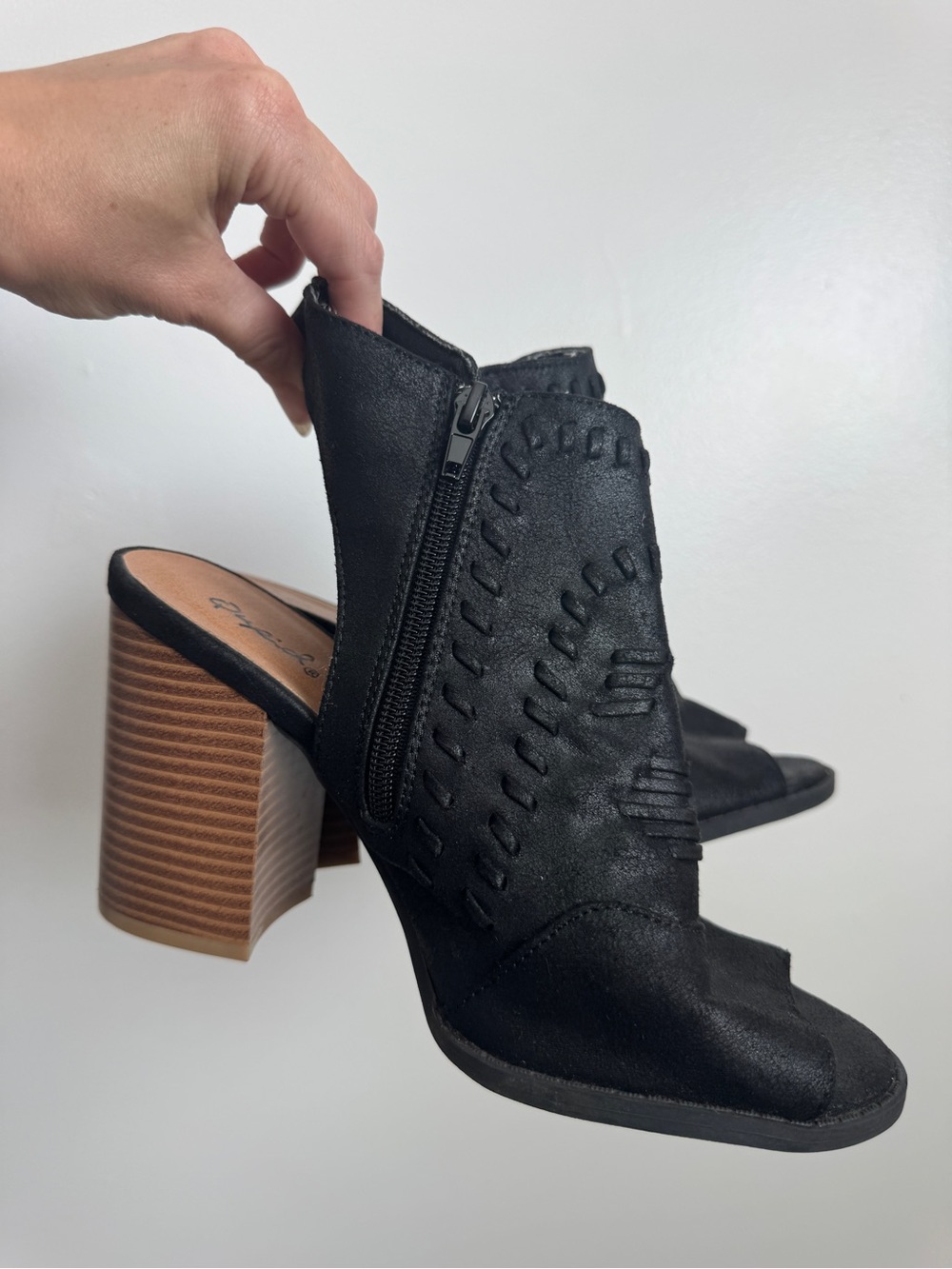 Vegan Leather Peep Toe Western Block Heel Booties Black fits like Size 7.5
